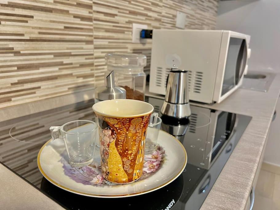 Metro-Apartment: Fabolous Flat Монкалиери Екстериор снимка